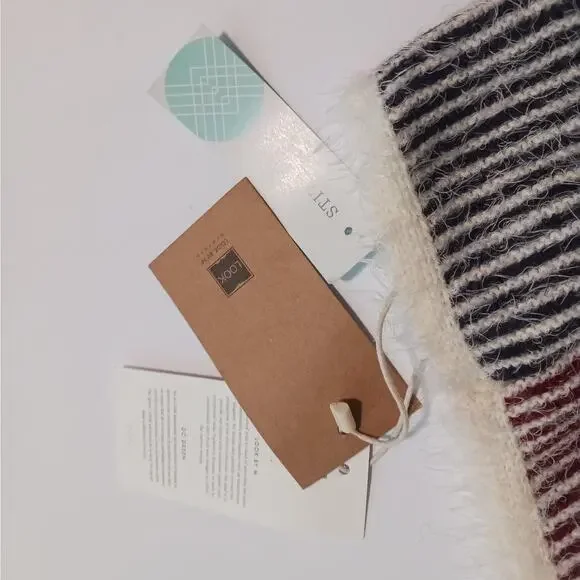 NWT infinity scarf Neva Colorblock Striped Burgundy Look by M/Stitch Fix NEW - Picture 4 of 7